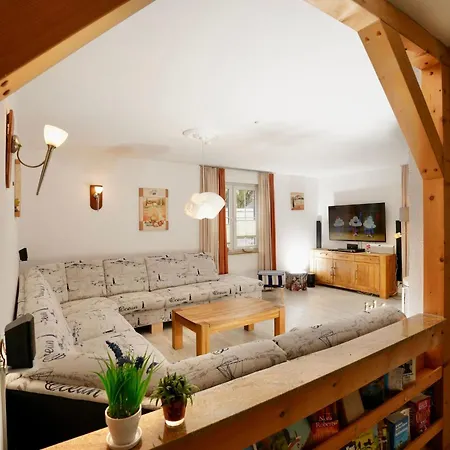 Geraeumige Ferienvilla Jenny Am Mit Pool By Interhome Feriehus