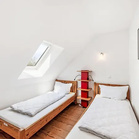Casa vacanze Geraeumige Ferienvilla Jenny Am Mit Pool By Interhome *