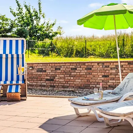 Geraeumige Ferienvilla Jenny Am Mit Pool By Interhome Casa vacanze Wohlenberg